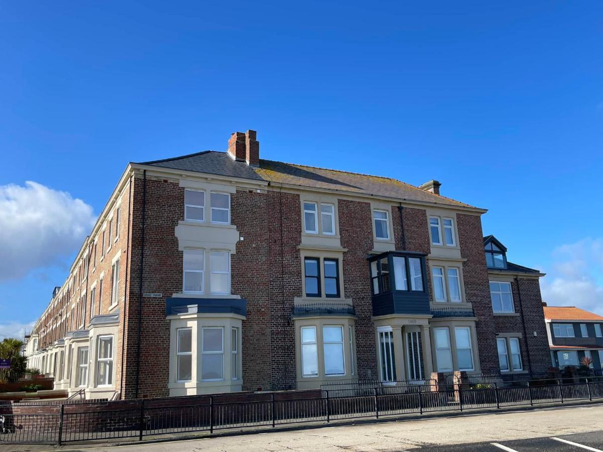The Beach Front Apartment, Amazing Frontline Sea Views Tynemouth Eksteriør bilde