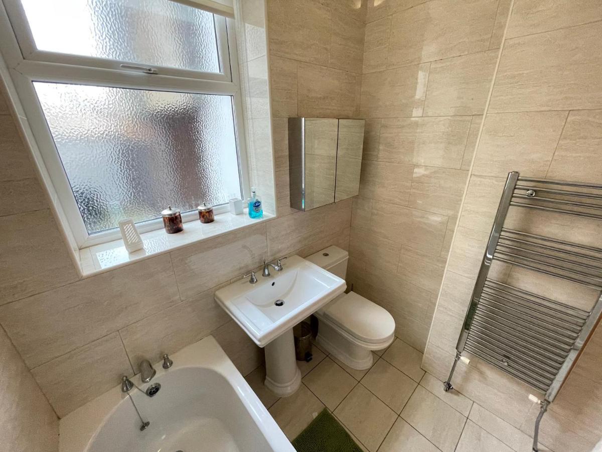 The Beach Front Apartment, Amazing Frontline Sea Views Tynemouth Eksteriør bilde